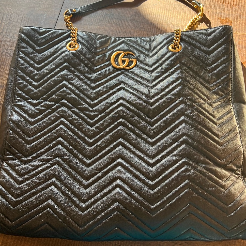 Gucci GG Marmont Zip Tote Matelasse Leather Large